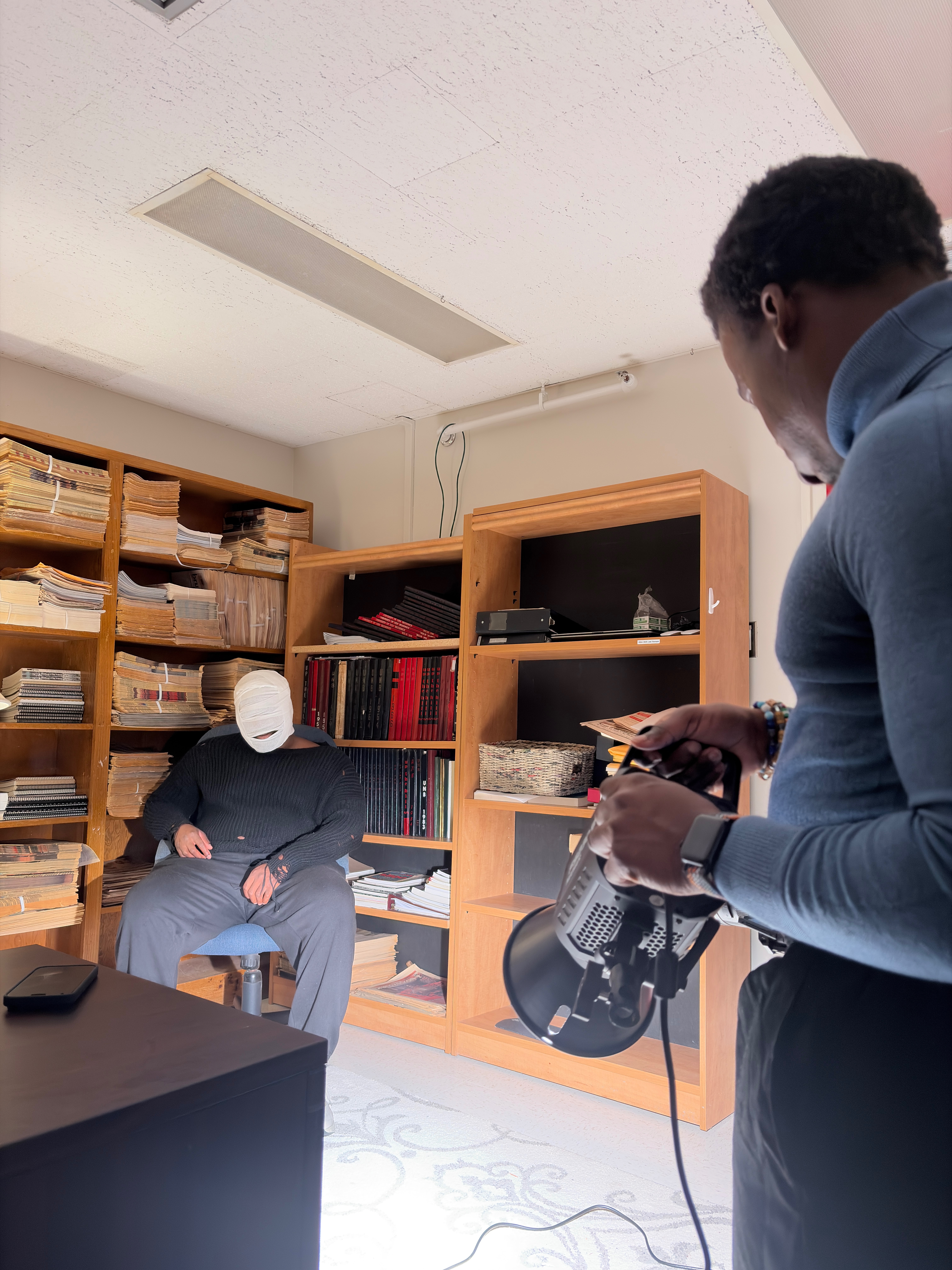 BTS of Mendii's shoot